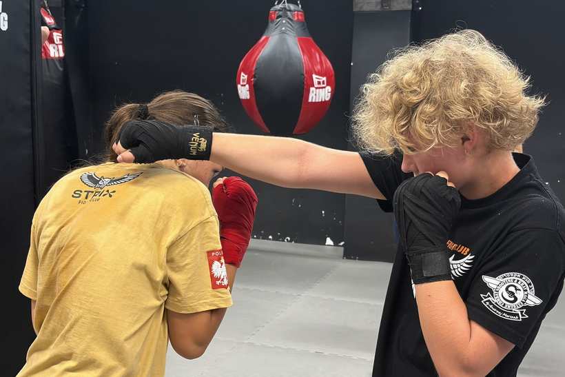 Trening kickboxingu w STRIX Fight Club w Pruszkowie, zdjęcie 3 z 6